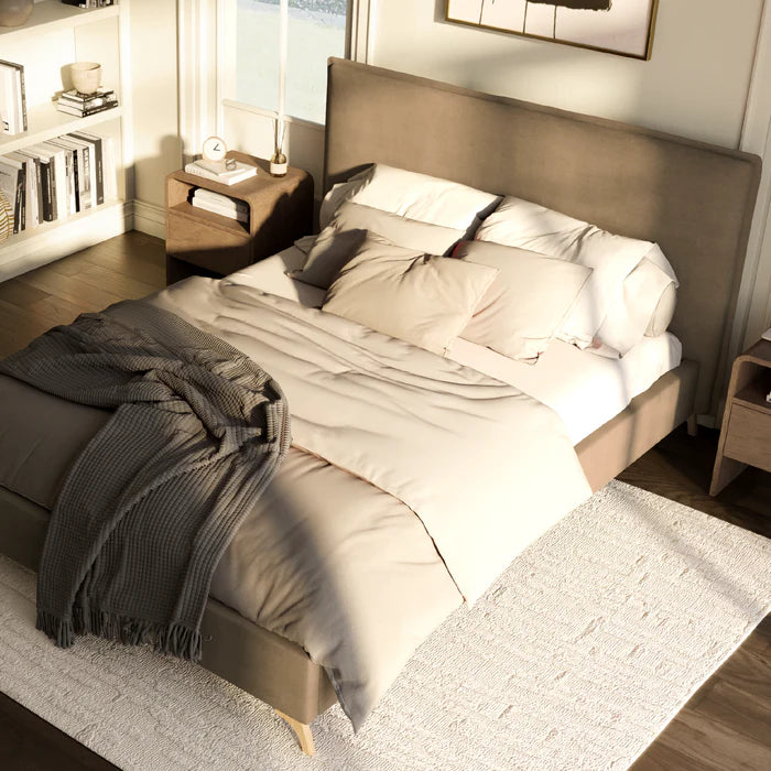 Lottie Boucle Flange Edge Bed