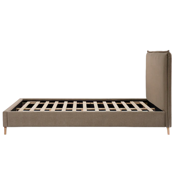 Lottie Boucle Flange Edge Bed